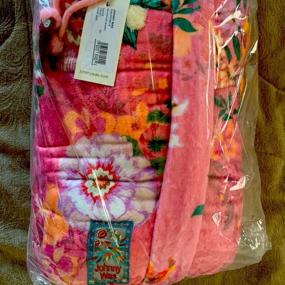 Johnny Was Bellatin Cozy Blanket! NWT!